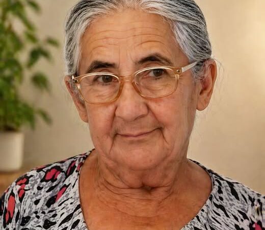 Genteee, olha quem está fazendo aniversário hoje: Marcelina Gonçalves dos Santos