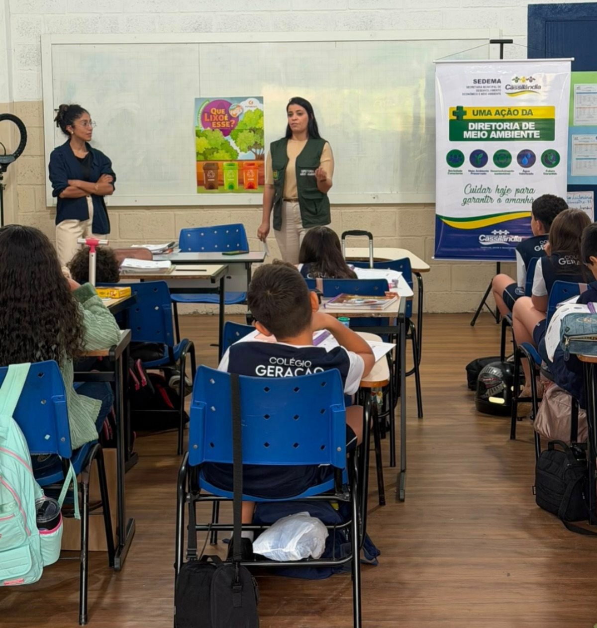 Diretoria de Meio Ambiente promove palestra “Que lixo é esse?” para alunos do Colégio Geração