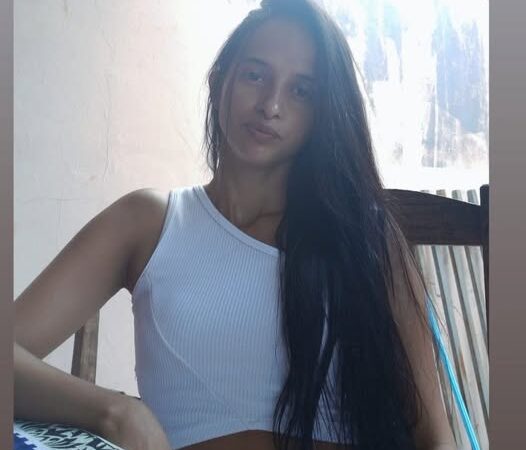 Genteee, Olha quem está fazendo aniversário hoje…. Parabéns, Raiane Vitória