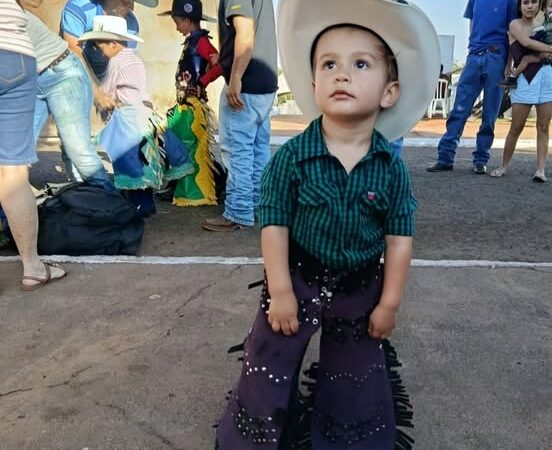 Genteee, Olha quem está fazendo aniversário hoje…. Parabéns, João Miguel!