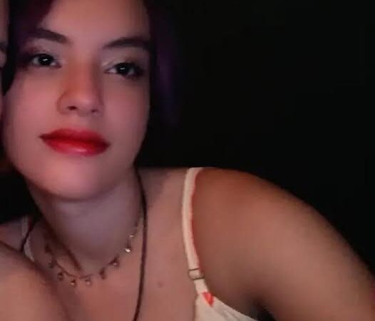 Genteee, Olha quem está fazendo aniversário hoje… Parabéns, Samyra Alves Dias Pimenta