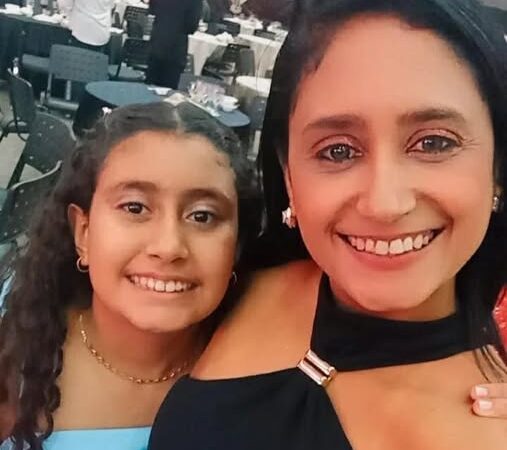 Olha quem está fazendo aniversário hoje…. Parabéns, Vitória Martins Amaral