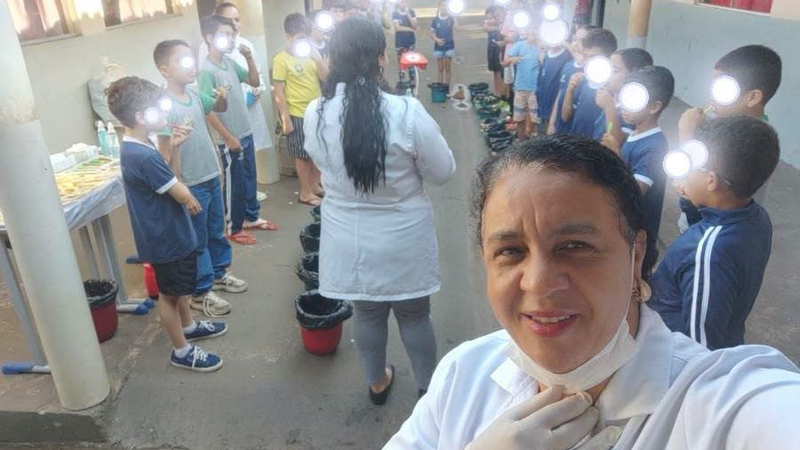 Secretaria de Saúde promove ações de saúde bucal na Escola Municipal Maria Aparecida de Paula