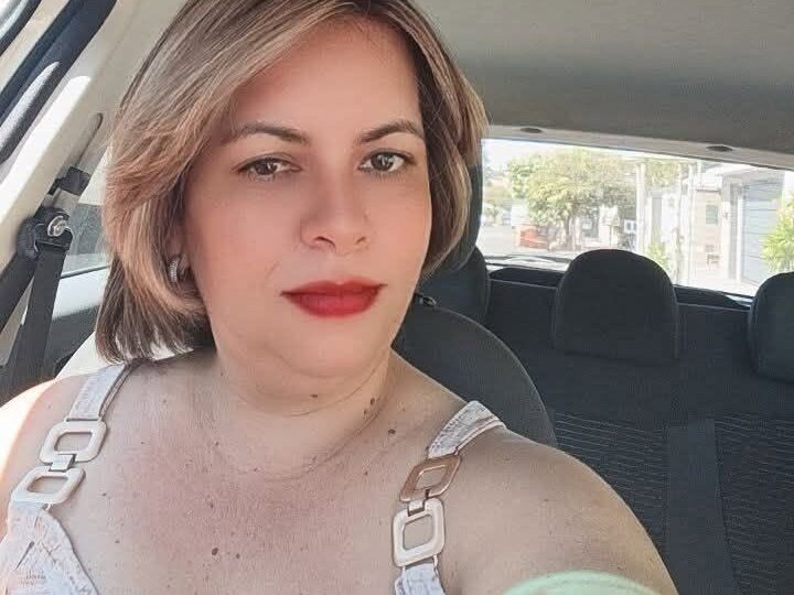 GENTE! Olha quem está fazendo aniversário hoje! Parabéns, Suzy Barbosa Dias Pimenta! 