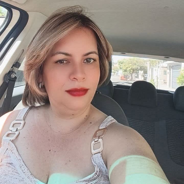 GENTE! Olha quem está fazendo aniversário hoje! Parabéns, Suzy Barbosa Dias Pimenta! 