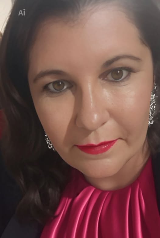 GENTE! Olha quem está fazendo aniversário hoje! Parabéns, Janaína Aparecida
