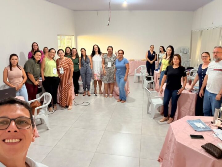 Diretores e coordenadores participam de oficina sobre Inteligência Artificial na educação