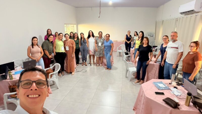 Diretores e coordenadores participam de oficina sobre Inteligência Artificial na educação