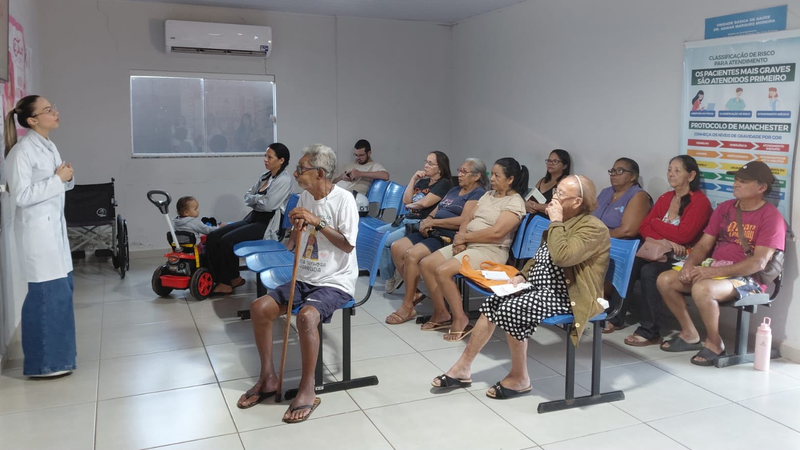 UBS Dr. Adaias Marques Moreira promove atividade educativa sobre autocuidado com pacientes do Hiperdia